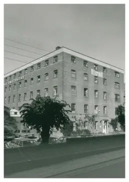 Historic Photo &ndash; 2 2x upscale